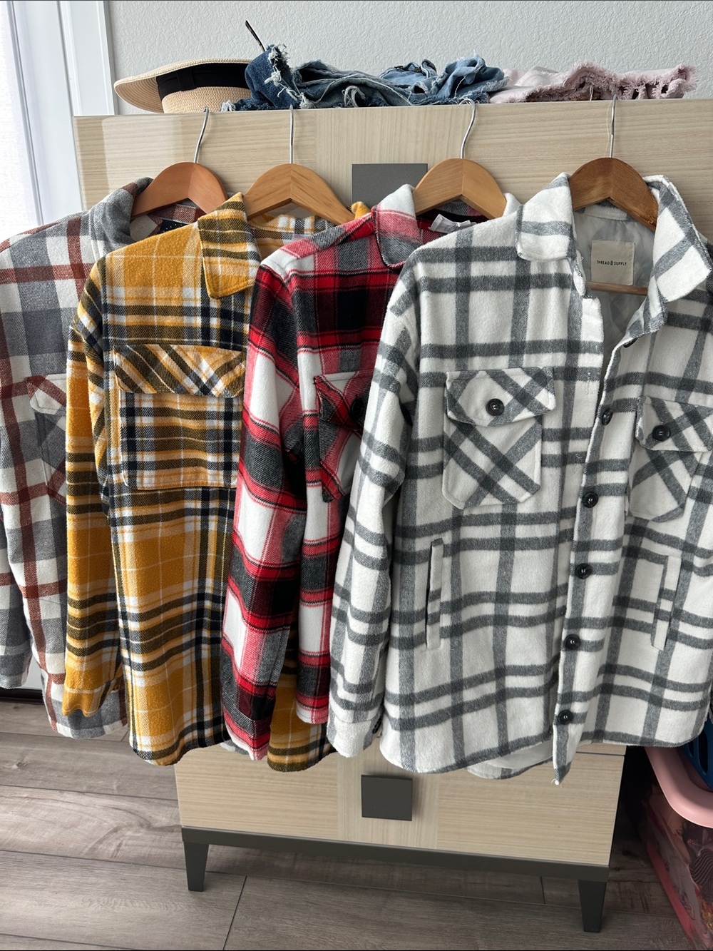 STEVE MADDEN BB DAKOTA HFX heavy Thread & Supply 4 flannels